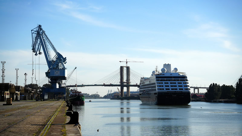 Global Ports Holding Begins Operations in Seville