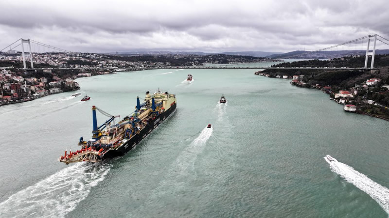 9,195 Ships Passed Through the Istanbul Strait in the First Quarter