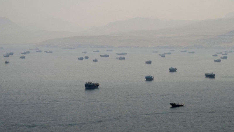 U.S. and Iran Advance Interim Deal on Hormuz and Nuclear Talks